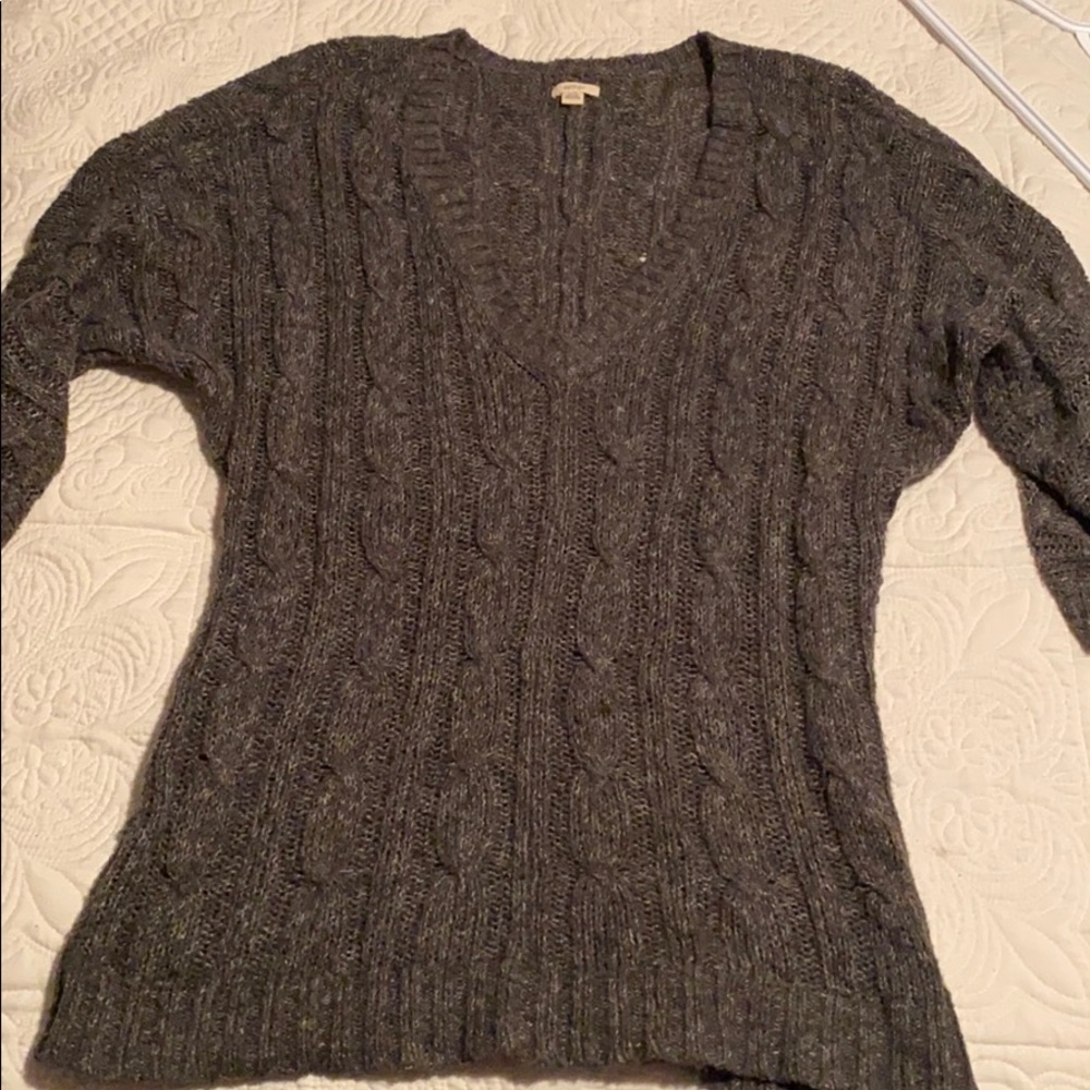 Grey 3/4 sleeve knit